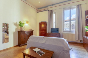 A green flat in Via della Vigna Nuova